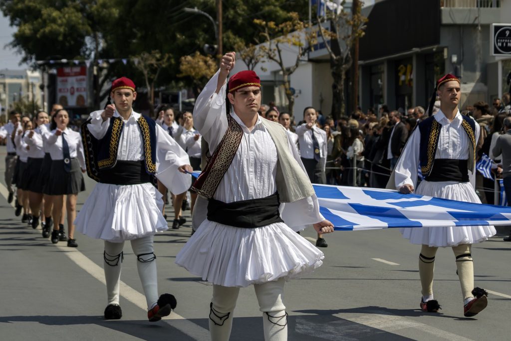 τσολιάδες στη παρέλαση