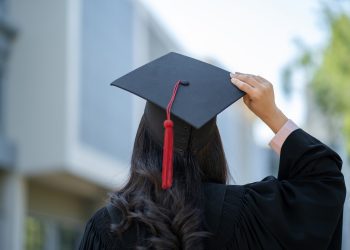 Χρήσιμες συμβουλές μετά την αποφοίτηση