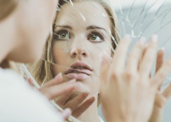 Ο φόβος του καθρέφτη