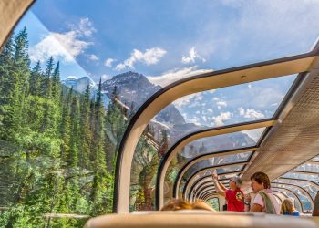 ταξίδι με τρένο