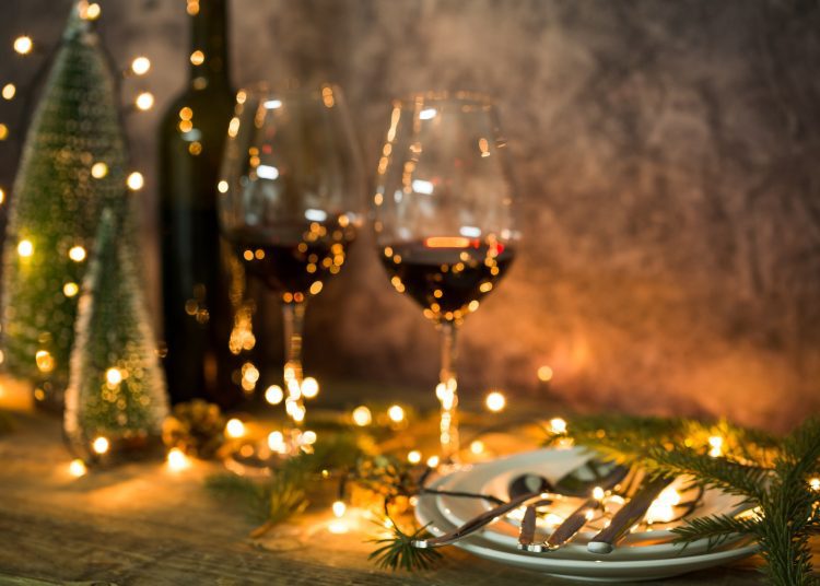 Φτιάξε μόνος σου αρωματικό χριστουγεννιάτικο κρασί