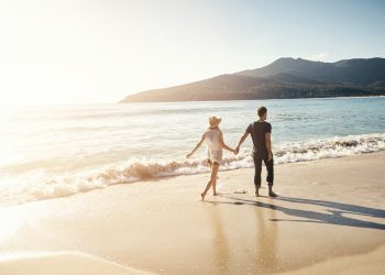 νιόπαντρο ζευγάρι