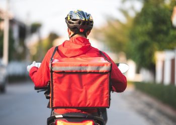 διανομέας φαγητού