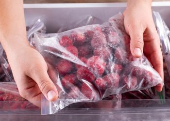 κατεψυγμένα φρούτα