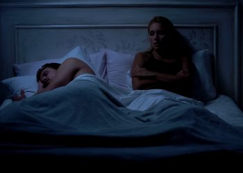 ομιλία στον ύπνο