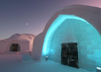 Εσείς θα μένατε σε ένα από τα πιο περίεργα ξενοδοχεία του κόσμου;