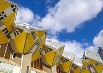 Τα Cube Houses του Ρότερνταμ: Ένα αρχιτεκτονικό σύμβολο