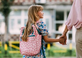 επιστροφή στα θρανία