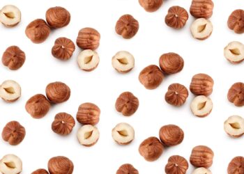 Φουντούκια: Γιατί πρέπει να τα εντάξουμε στη διατροφή μας;