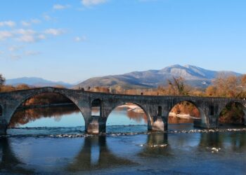 Μνήμη και αρχιτεκτονική: Τα πέτρινα γεφύρια της Ηπείρου και οι προσπάθειες διάσωσής τους