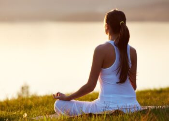 Οι 6 ρουτίνες που ακολουθούν όλοι οι χαρισματικοί άνθρωποι, σύμφωνα με τους ειδικούς