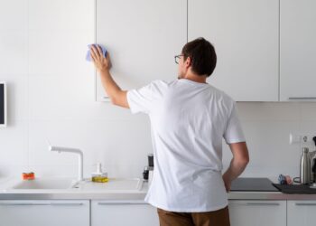 5 επιφάνειες του σπιτιού που έχουν περισσότερα μικρόβια από όσα περιμένατε