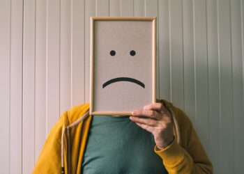 5 φράσεις που χρησιμοποιούν οι δυστυχισμένοι άνθρωποι