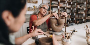 5 τρόποι με τους οποίους η κεραμική μπορεί να ωφελήσει την ψυχική σας υγεία