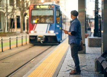 Δημόσιες συγκοινωνίες και περιβάλλον: Μια σχέση με μέλλον