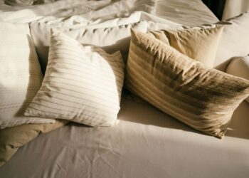 Κίτρινοι λεκέδες στα μαξιλάρια