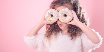 Πώς η ζάχαρη στην παιδική ηλικία επηρεάζει τη ζωή μας;