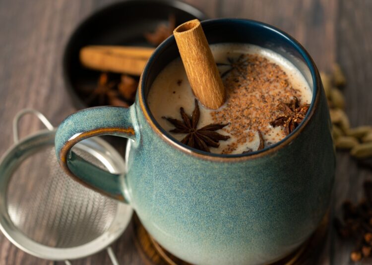 Τι είναι το masala chai που στην Ινδία θεωρείται θαυματουργό για την υγεία;