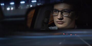 Αστιγματισμός: Πώς επηρεάζει την οδήγηση τη νύχτα;