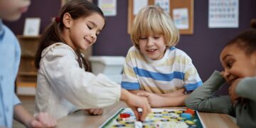 Επιτραπέζια για παιδιά: Τα οφέλη και η σημασία τους