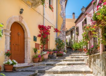 Γραικάνοι: Μία «κρυμμένη» Ελλάδα στην νότια Ιταλία