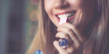 Μπορούν οι τσίχλες να βλάψουν τα δόντια μας;