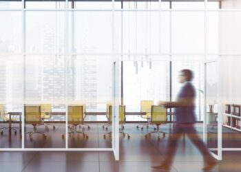 Συνήθειες που κάνουν πιο δύσκολη την εργασία μας