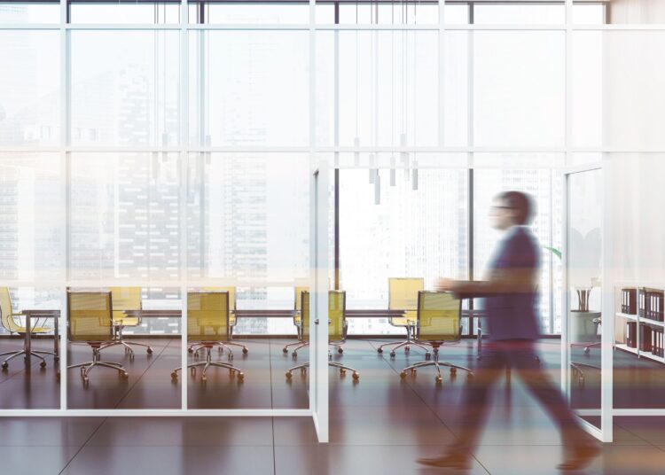 Συνήθειες που κάνουν πιο δύσκολη την εργασία μας