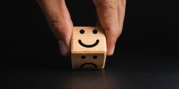 Πώς θα βοηθήσουμε τον εγκέφαλό μας να κάνει πιο αισιόδοξες σκέψεις;