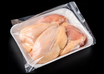 Εργαστηριακό «κρέας» θα μπορούσε να αντικαταστήσει το κοτόπουλο