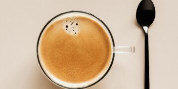 Γιατί αλλάζει η γεύση του καφέ όσο κρυώνει;