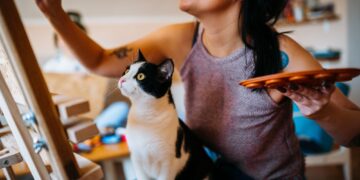 Μπορούμε να διασκεδάσουμε πραγματικά μόνοι μας;