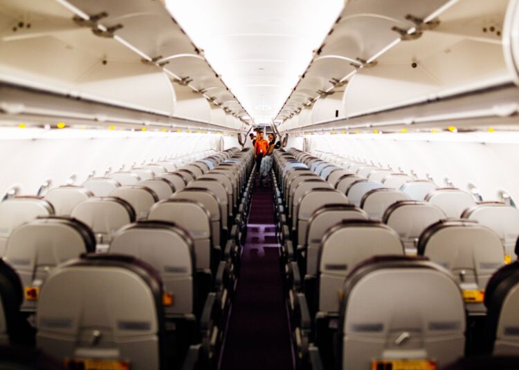 Οι επιβάτες των αεροπλάνων εκτίθενται σε πολύ υψηλή ρύπανση από μικροσκοπικά σωματίδια