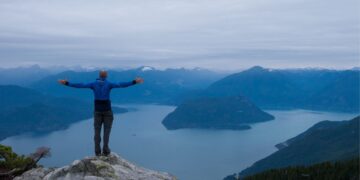 Όσοι ταξιδεύουν μόνοι