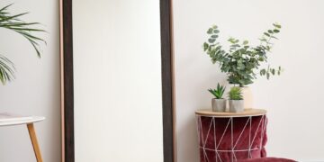 Τα 4 σημεία που δεν πρέπει να κρεμάτε έναν καθρέφτη