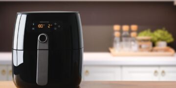 Φούρνος ή air fryer: Ποιο καταναλώνει λιγότερο ρεύμα;