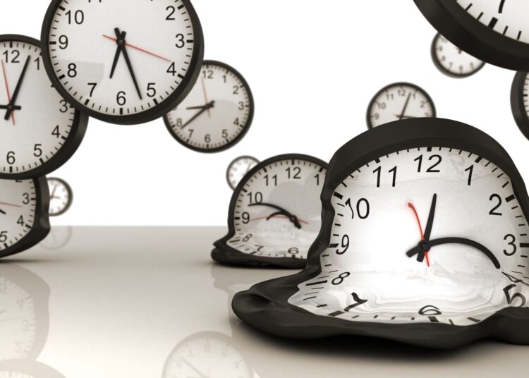 Η οικονομία της προσοχής: Ποιος κερδίζει από τον χρόνο μας;