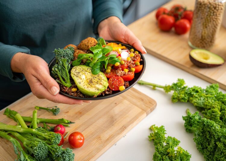 Μπορεί η διατροφή να αλλάξει τη διάθεσή μας;