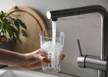 Πόσο σημαντική είναι η επαρκής πρόσληψη νερού;