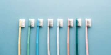Πόσο συχνά πρέπει να αλλάζουμε την οδοντόβουρτσα μας