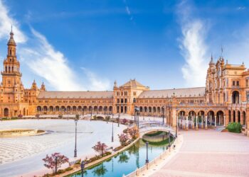 Σεβίλλη: Ένα ταξίδι γεμάτο φως, ιστορία και ρυθμό