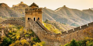 Το Σινικό Τείχος: Η ιστορία πίσω από το πιο εμβληματικό οχυρό του κόσμου