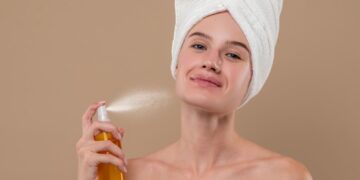DIY: Πώς να φτιάξεις το δικό σου face mist στο σπίτι;