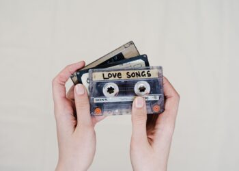 Γιατί κάποια τραγούδια σας προκαλούν ανατριχίλα;