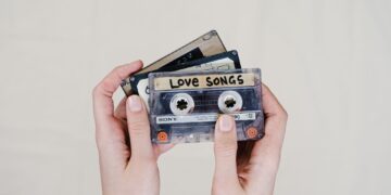 Γιατί κάποια τραγούδια σας προκαλούν ανατριχίλα;