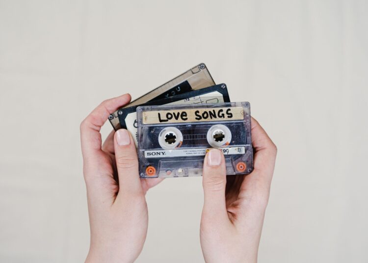 Γιατί κάποια τραγούδια σας προκαλούν ανατριχίλα;