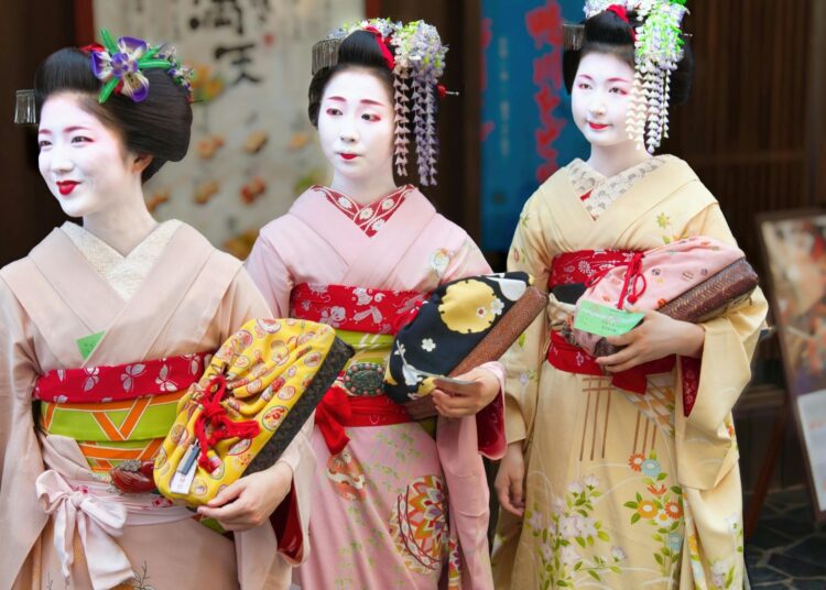 Οι γκέισες στην Ιαπωνία: Μια παράδοση γεμάτη τέχνη και μυστήριο