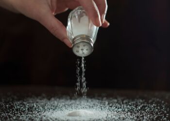 Παχαίνει το αλάτι;