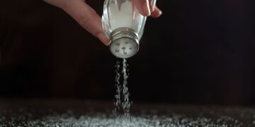 Παχαίνει το αλάτι;