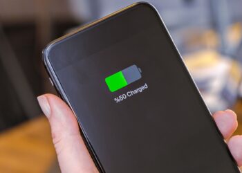 Πόσο κοντά είμαστε σε μπαταρίες που φορτίζουν σε λίγα δευτερόλεπτα;